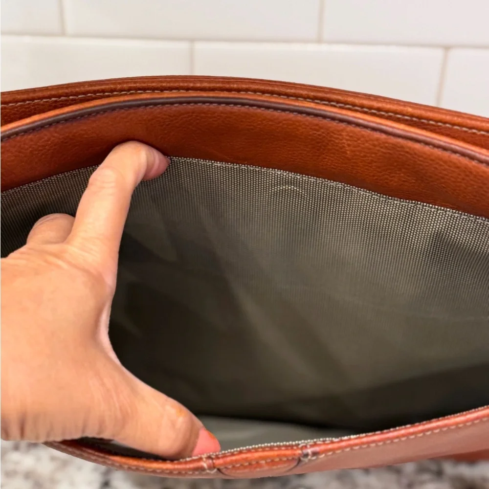Johnston & Murphy Tan Leather Laptop Bag